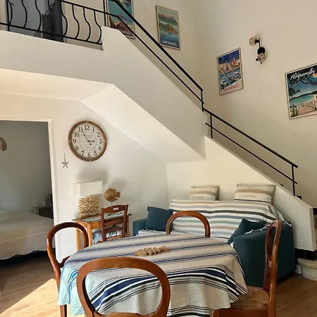 Renovee En 2025, Proche De La - Saint-raphael Casa de Férias *