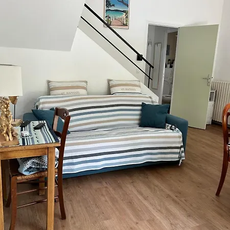 Renovee En 2025, Proche De La - Saint-raphael Casa de Férias